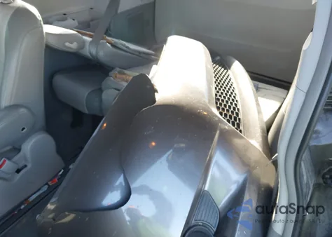 2014 Toyota Sienna Le V6 8 Passenger из США, поврежденный, VIN 5TDKK3DC6ES485127